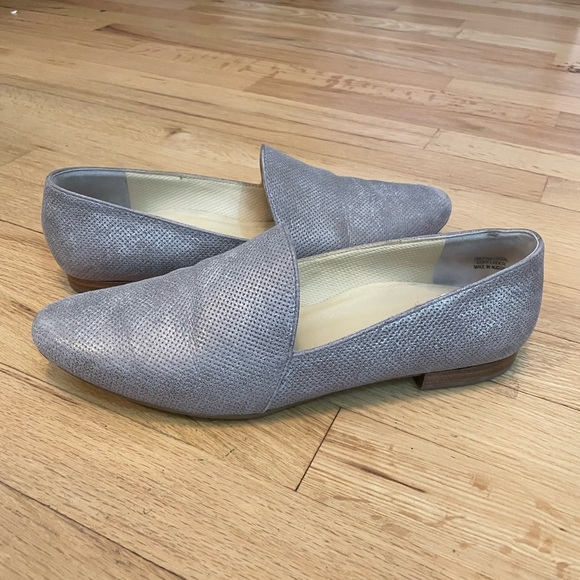 Paul Green Shoes - Paul Green Perry Flat Gold Silver Metallic Perforated Leather Size 9 women.